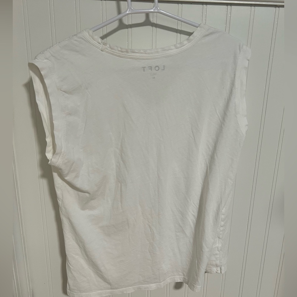 LOFT Womens Basic White Tee - Picture 2 of 4